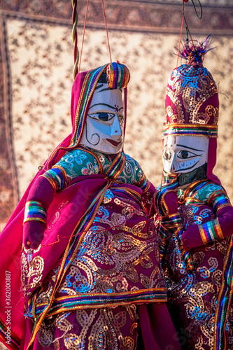 Colorful pair of hand made Rajasthani puppet KATHPUTLI