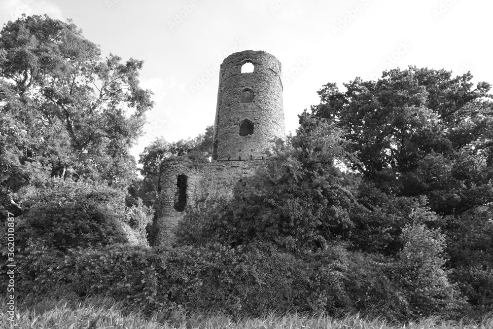 Monument in West Sussex. Known for the Paranormal, Suicides and the occult. Monument in West Sussex. Known for the Paranormal, Suicides and the occult.