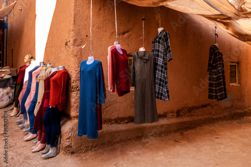 Cloth shop in the streets of Tinghir, Morocco  © Gert-Jan van Vliet