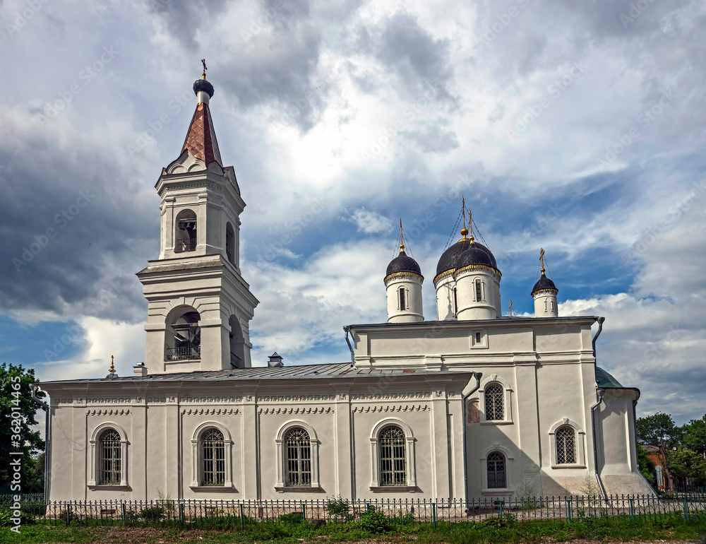 Obraz premium St. Trinity church. City of Tver, Russia. Year of construction - 1564