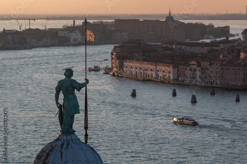 Vue depuis la basilique  San Giorgio Maggiore photo