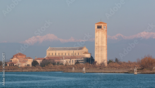 Quadro em tela Cathédrale de Torcello vue depuis Burano