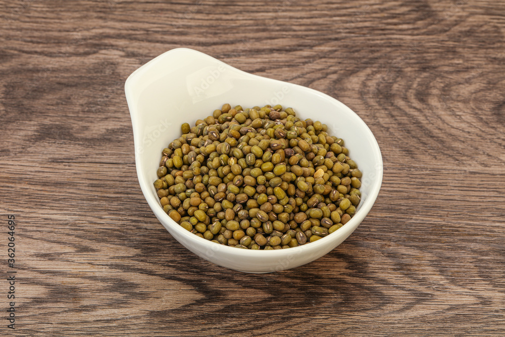 Vegetarian cuisine - dry green lentil Vegetarian cuisine - dry green lentil