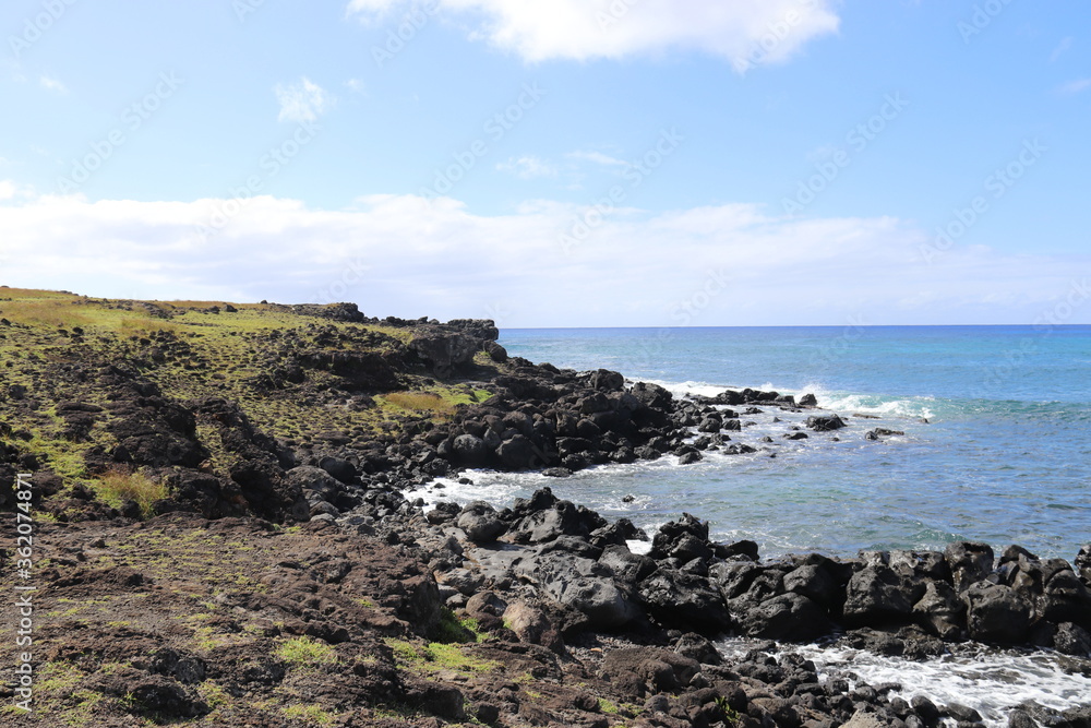 Littoral volcanique à l'île de Pâques	