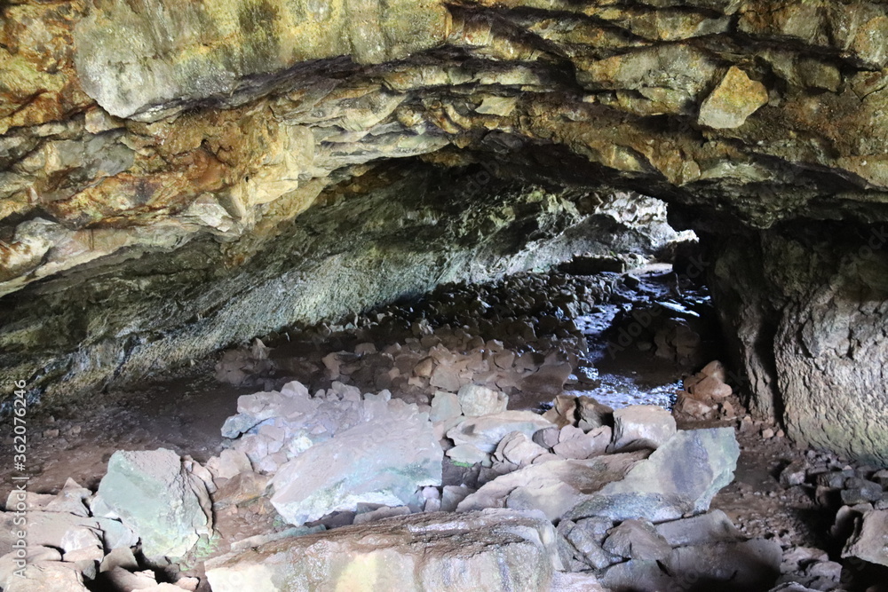 Grotte à l'île de Pâques