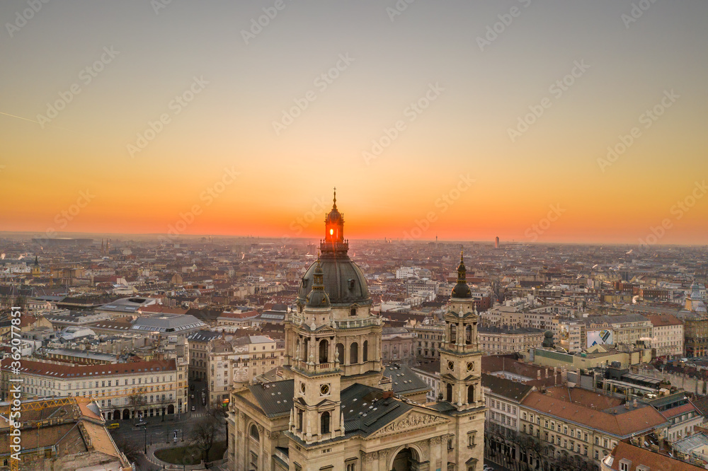 Fototapeta premium Aerial drone shot of St. Stephen Basilica at Budapest dawn sunrise in morning