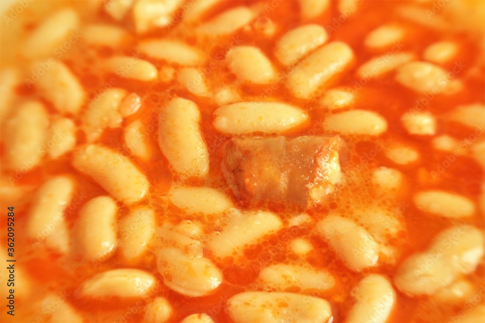 plato de judías con chorizo, cocido, alubias, plato caliente, sabroso, caldo
plato de judías con chorizo, cocido, alubias, plato caliente, sabroso, caldo
