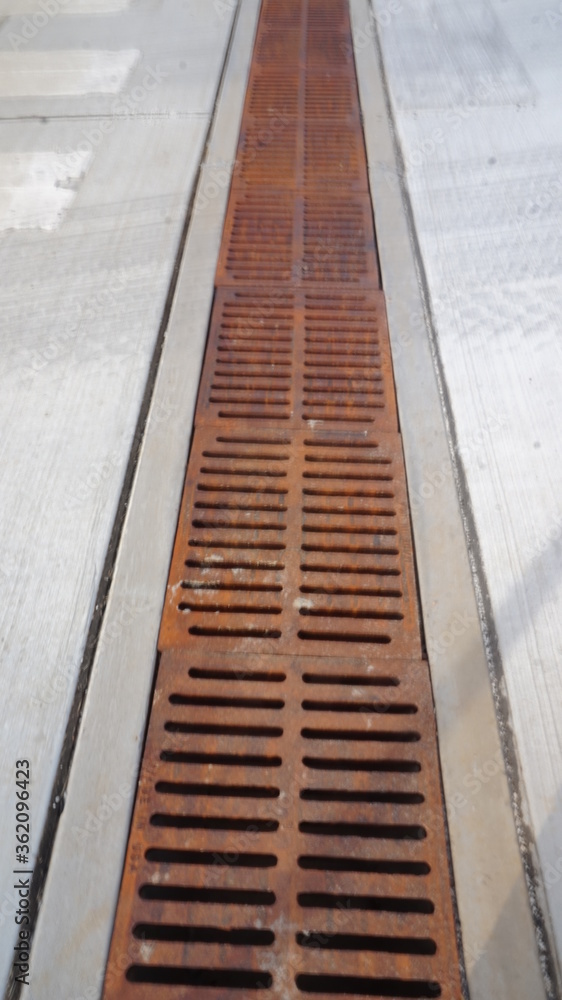 Drain Drain