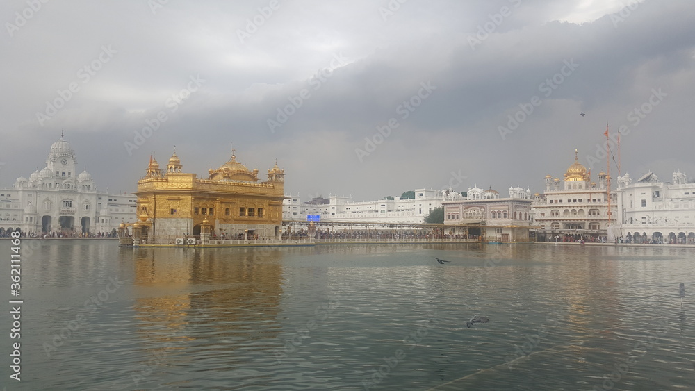 Fototapeta premium Golden Gurdwara