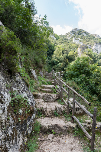 Path on the Sicilian hills