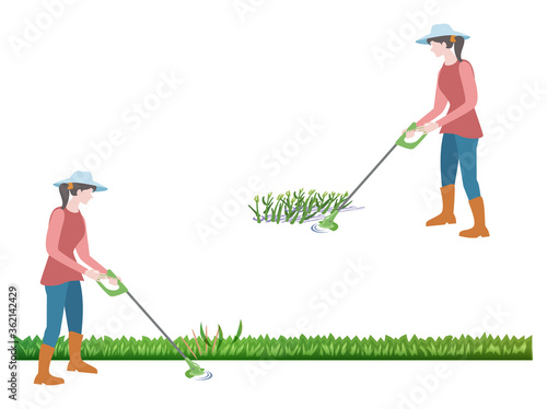 家庭菜園-電動芝刈り機で雑草を刈る女性