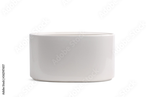 White ceramic pots, White flower pot isolated on white background. © TWINS DESIGN STUDIO