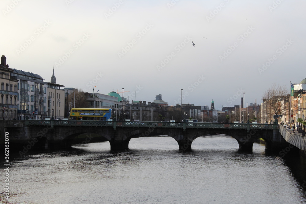 Fototapeta premium River Liffey