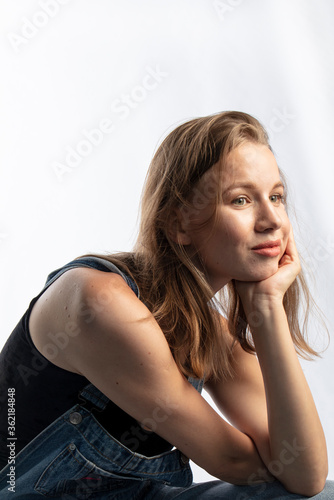 studio portrait of a young woman Free Download studio portrait of a young woman - GFXLoad