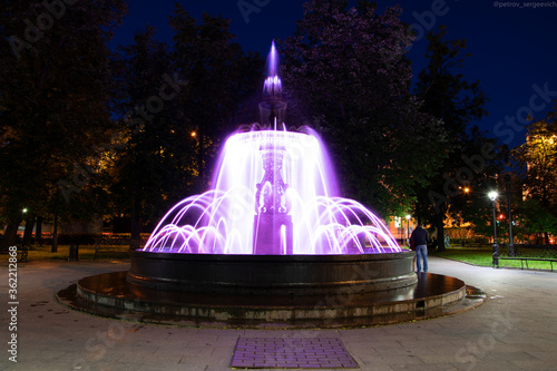 fountain in the night