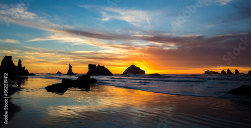 Face Rock and other sea stacks at sunset at Bandon beach on the southern Oregon Coast at Bandon.