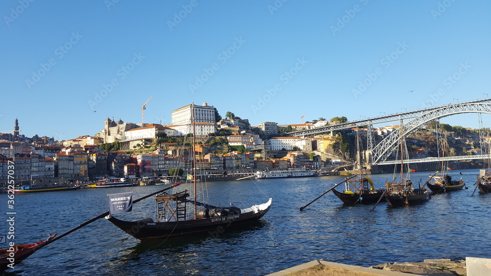 Beautiful image of the Douro River in the center of the historic city of Porto, Portugal.