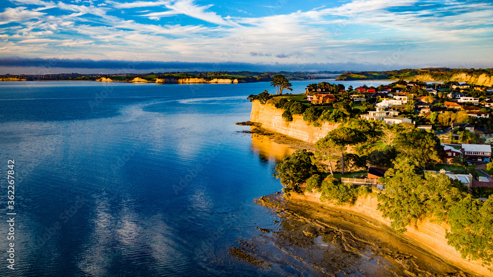 Foto de Waiwera Whangaparaoa New Zealand Spring springtime drone photos