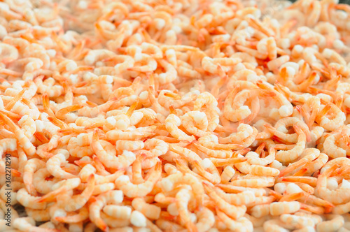 Steamed Shrimps on a Hot Plate