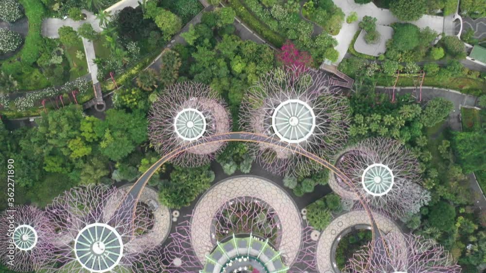 Mar 23/2019 4k aerial video Early morning at Garden by the bay super tree, Singapore Mar 23/2019 4k aerial video Early morning at Garden by the bay super tree, Singapore