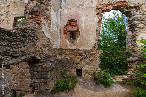 Burgruine Prandegg im Mühlviertel Oberösterreich photo