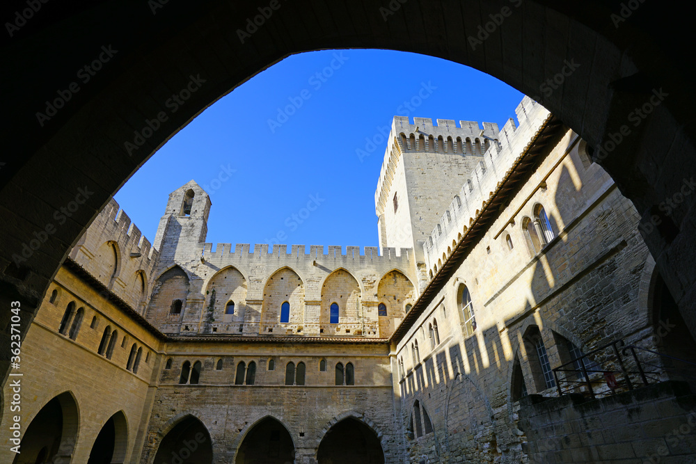 View of the Palais des Papes (popes palace) in the historic medieval city of Avignon, Vaucluse, Provence, France, once capital of Catholic popes