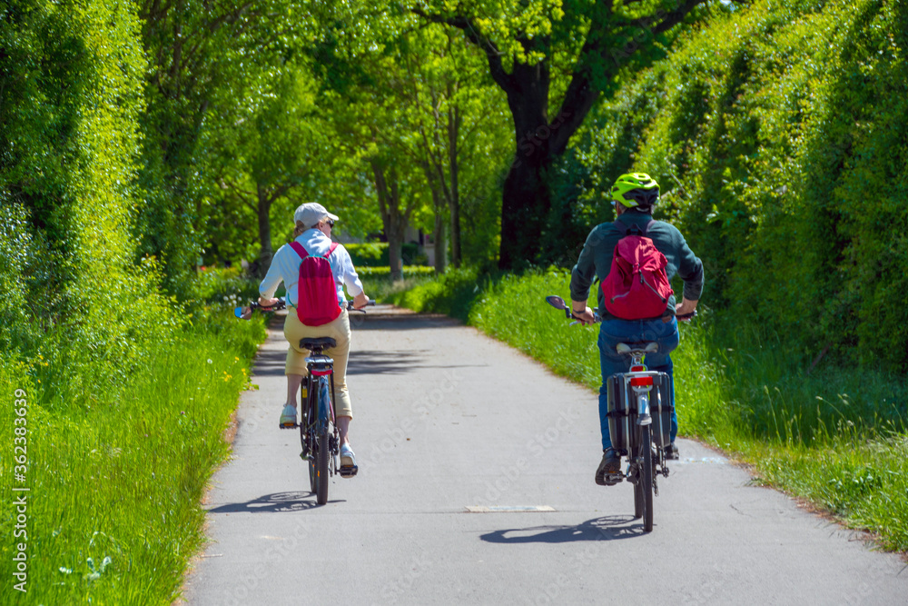 Obraz premium Radfahren in der Natur 