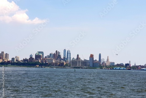 new york city skyline © Noor