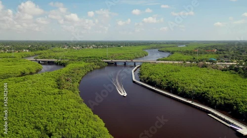Boat Cruising down the St Lucie River in Port St Lucie Florida