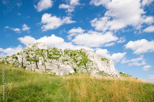 Obraz Krajobraz. Skałki w piękny słoneczny dzień.