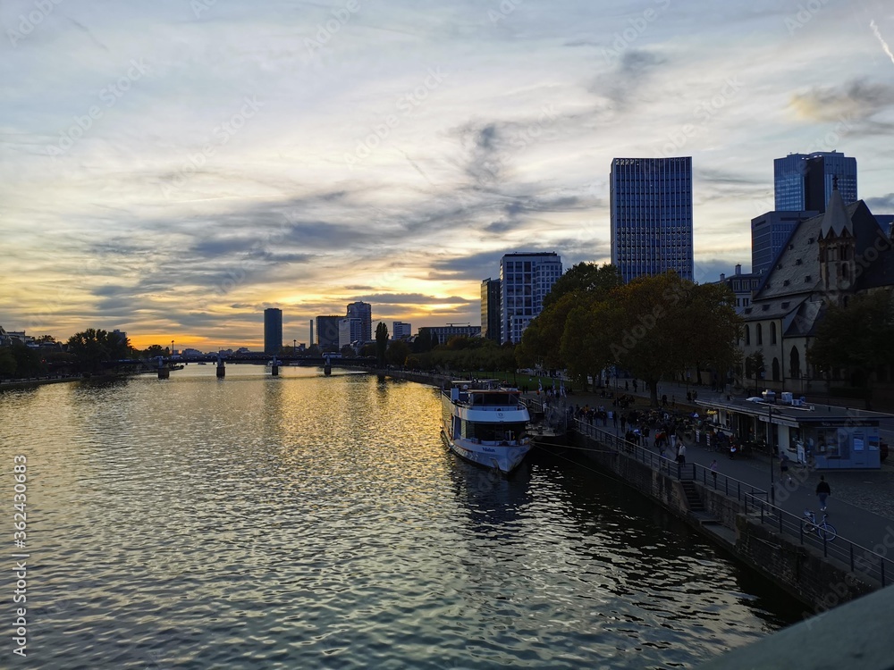 Naklejka premium Night at the river