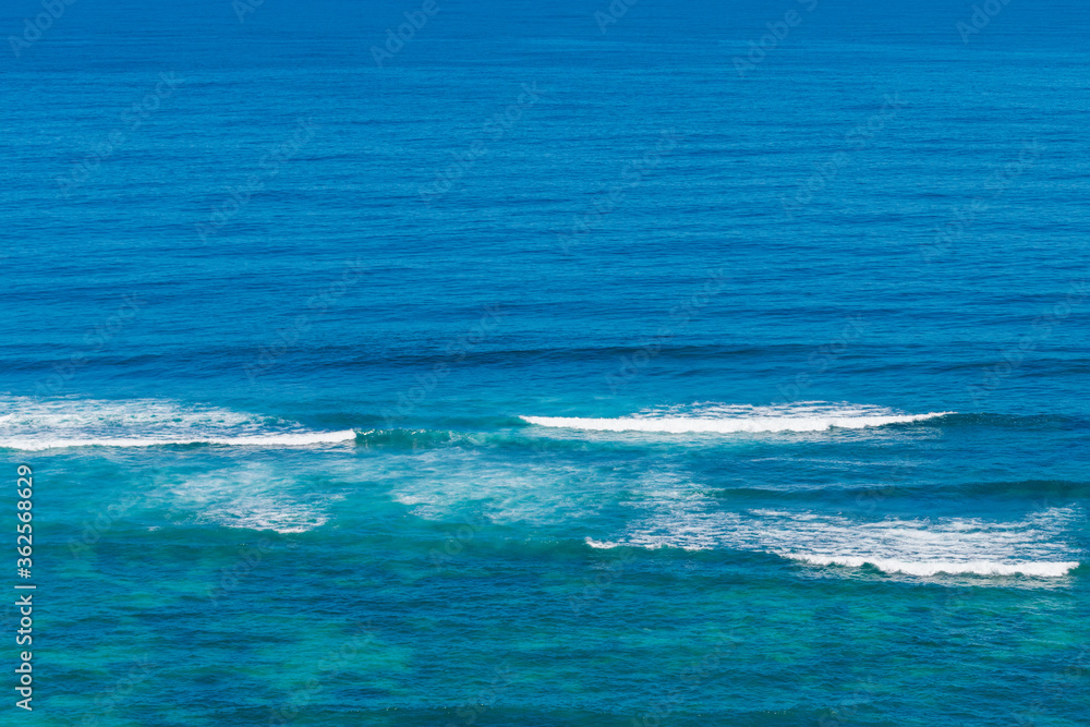Obraz premium 青い海
