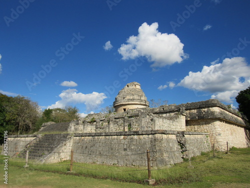 CHICHEN ITZA, YUCATAN, MEXICO