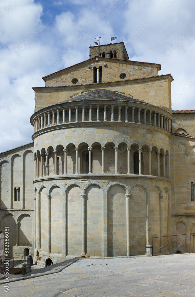 Piazza Grande in Arezzo is a trapezoidal, slightly sloping square with the apse of the church of Saint Mary of Pieve