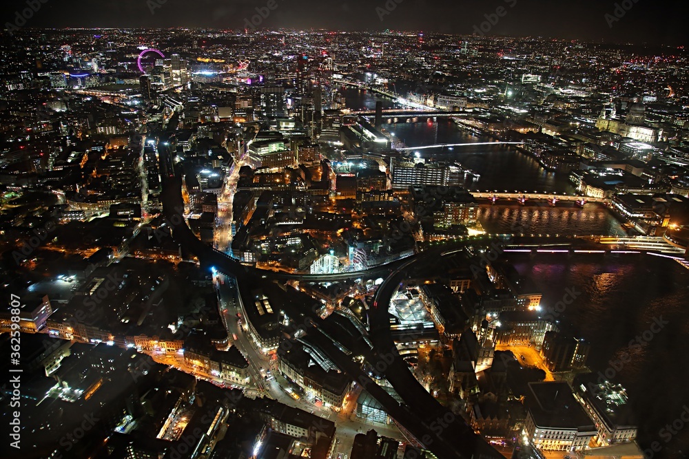 Fototapeta premium Nocna panorama Londynu
