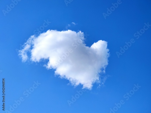 heart shaped cloud