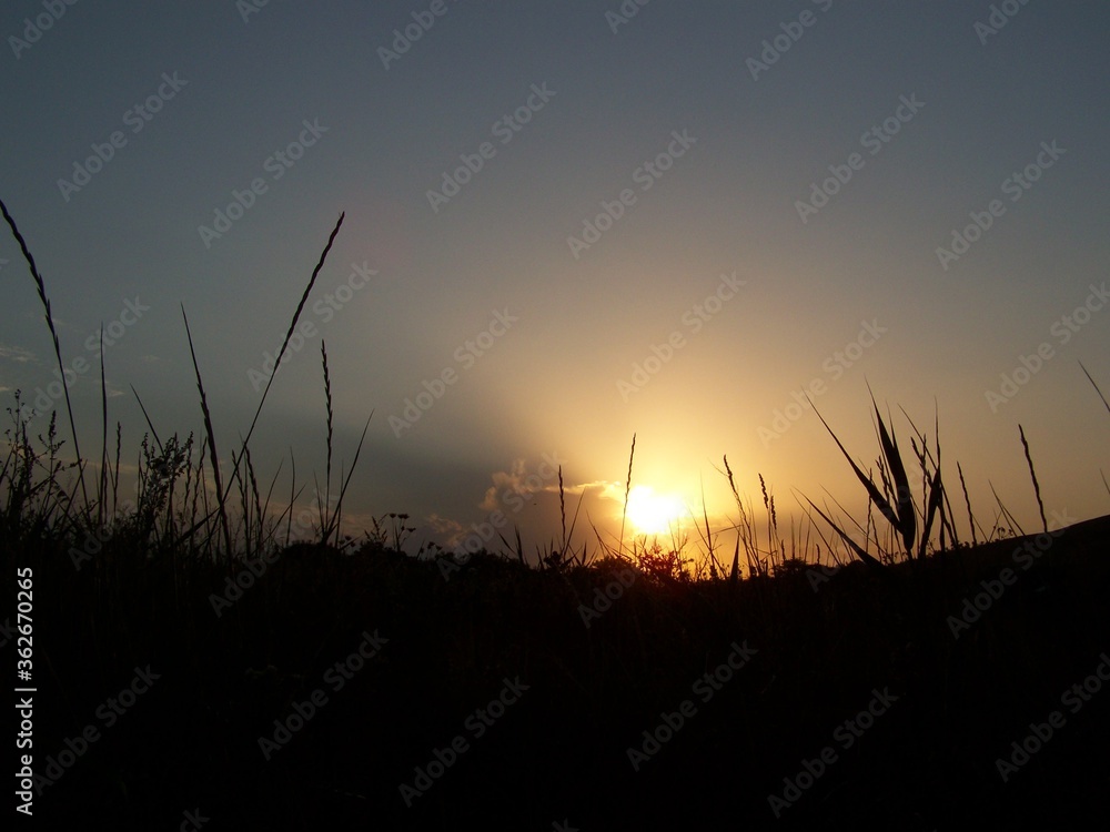 Fototapeta premium sunset in the mountains