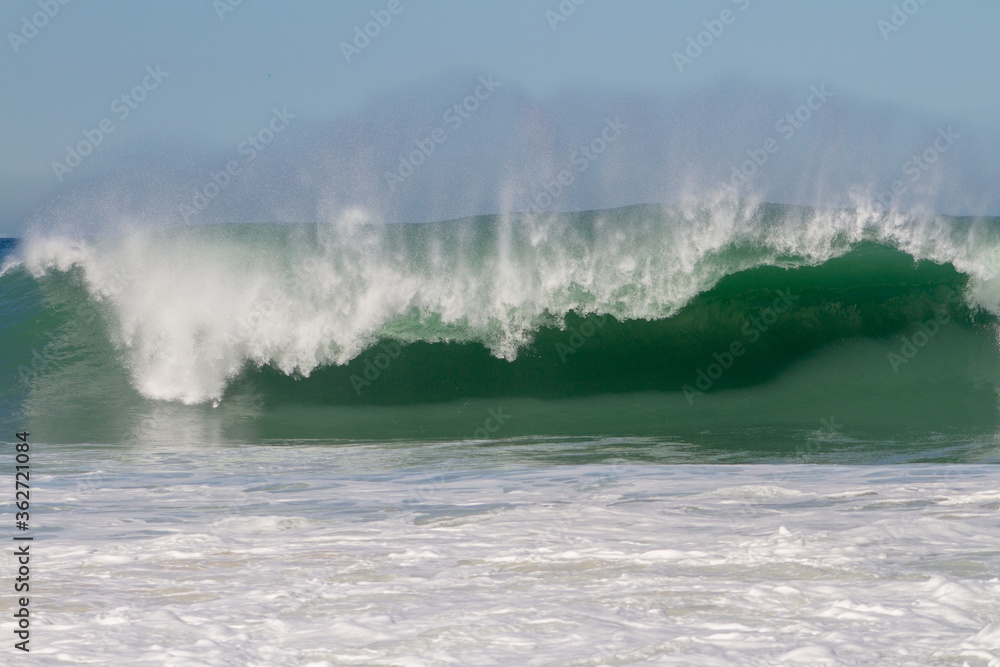 classic wave breaking at rudder beach 