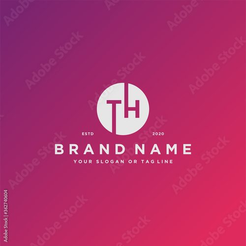 letter TH logo design vector