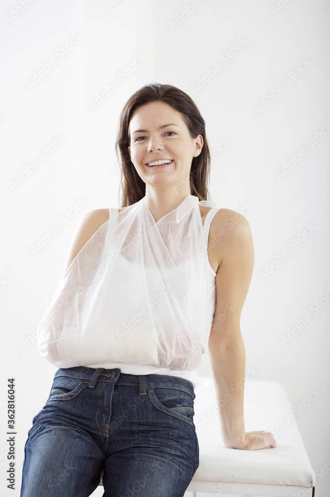 Woman with fractured arm Woman with fractured arm