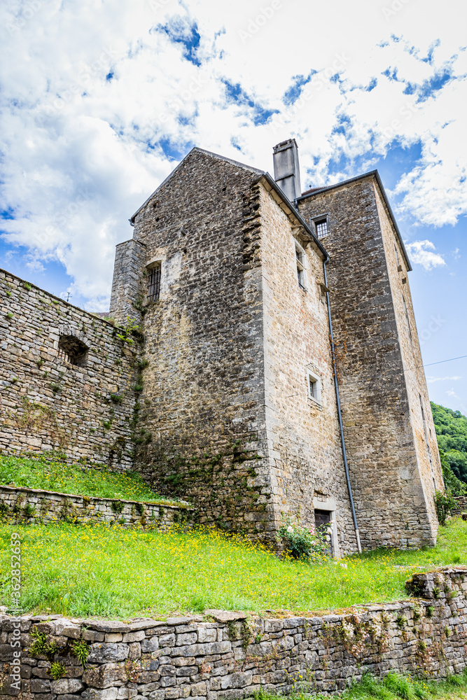 Le village de Baume les Messieurs