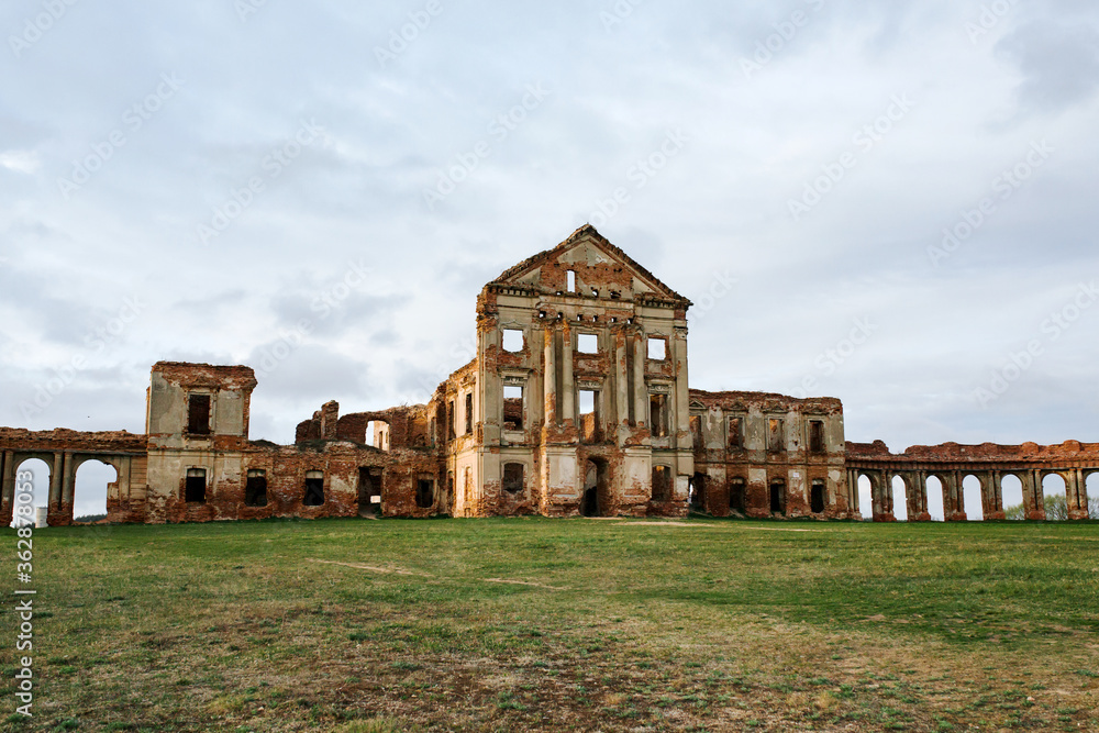 Ruzhany Palace, ruined palace of Sapieha in Western Belarus Ruzhany Palace, ruined palace of Sapieha in Western Belarus
