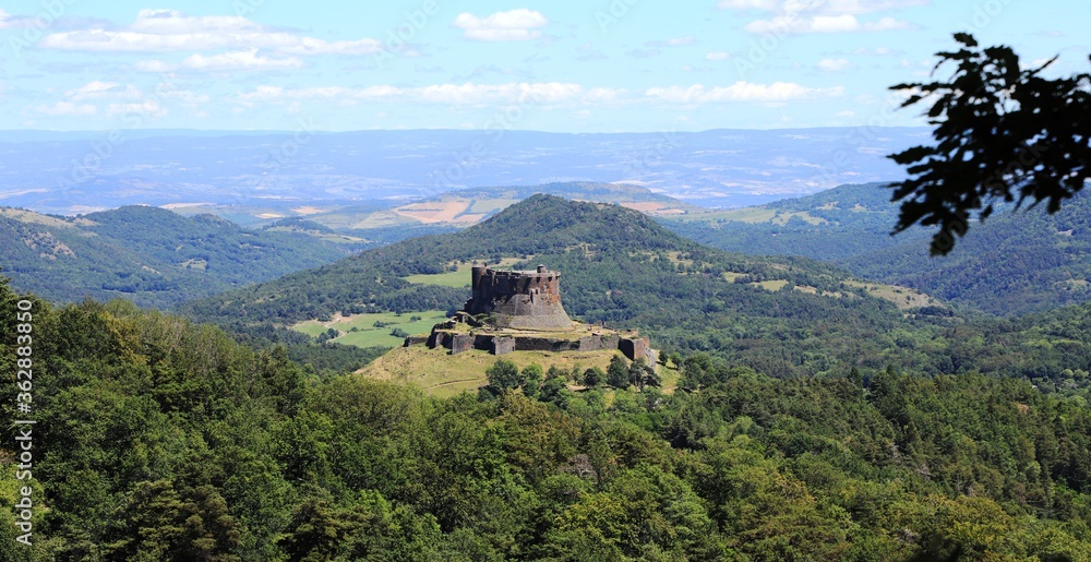 Fototapeta premium château de Murol, Auvergne