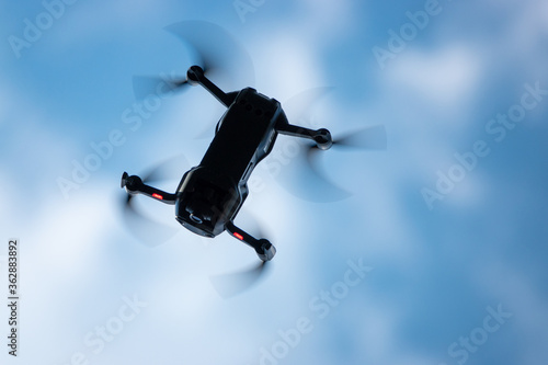 Fototapeta Naklejka Na Ścianę i Meble -  Flying drone