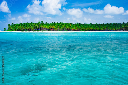 Fototapeta Naklejka Na Ścianę i Meble -   Caribbean sea Dominican Republic turquoise