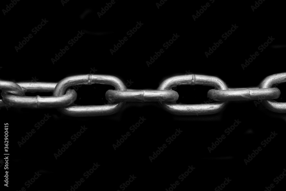 Obraz premium Chain link with black background