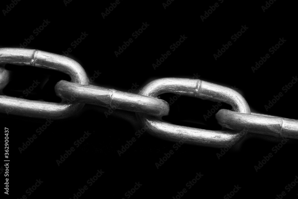 Obraz premium Chain link with black background