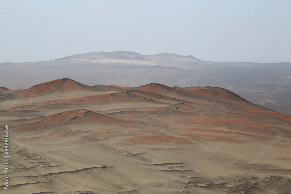 Naklejka premium The Tablazo de Ica desert in Peru