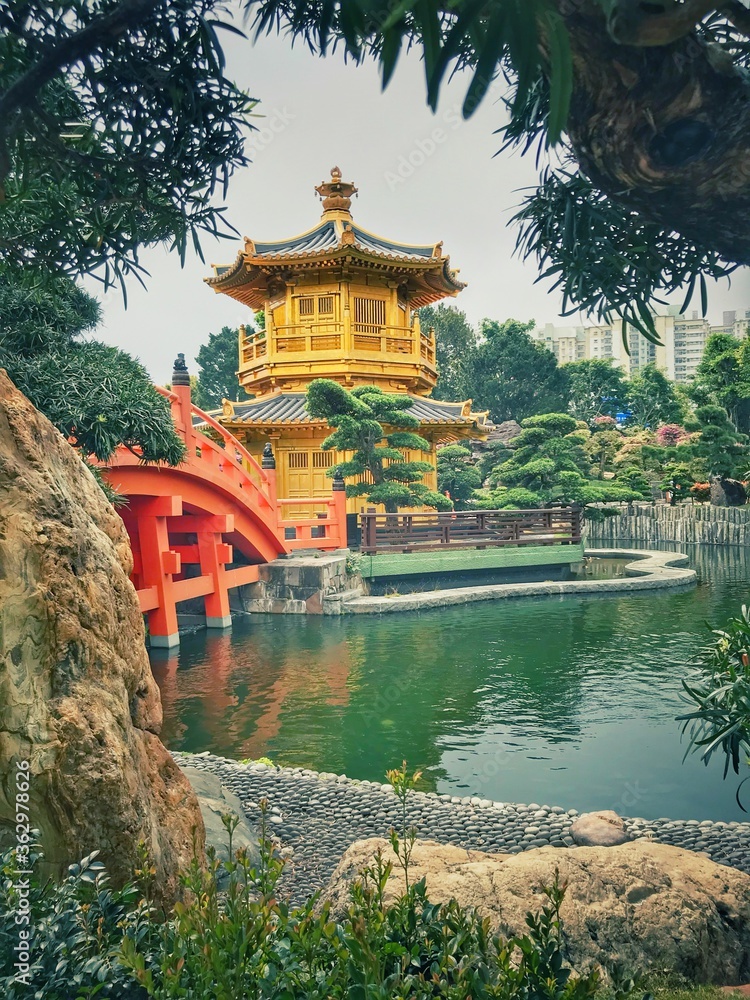Fototapeta premium chinese pavilion in the garden