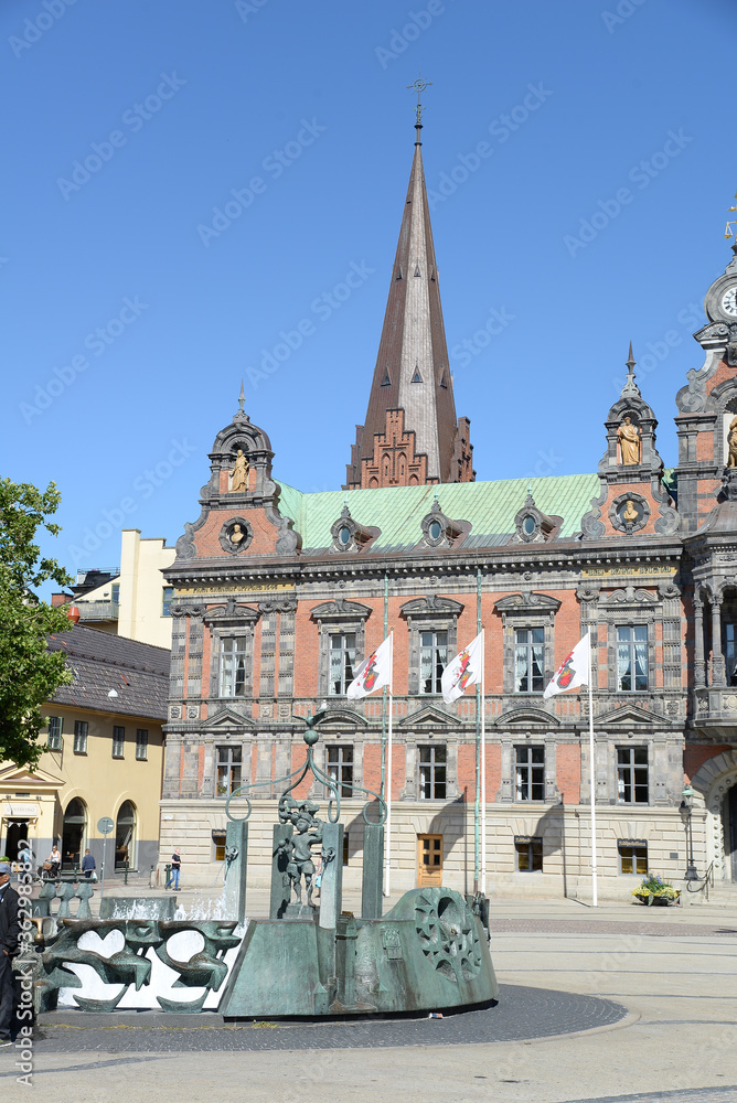 Rathaus und Brunnen in Malmoe